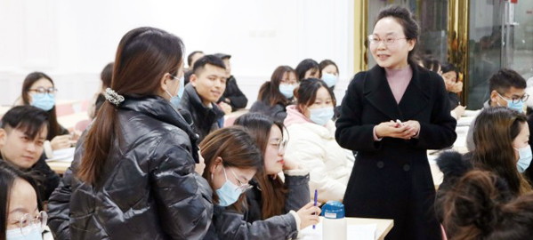 金台 专家指导+名师授课+培优补弱+日清月结的教学模式