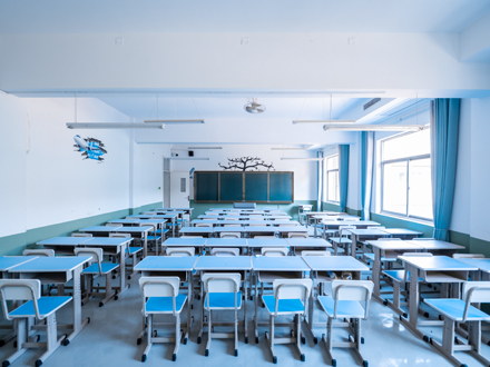 金台学生教室